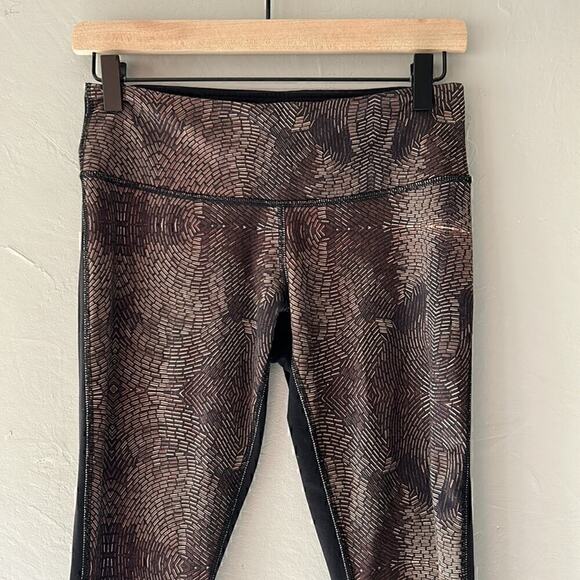 Lululemon Wunder Under Luon Leggings - Size 6 - Picture 6 of 13